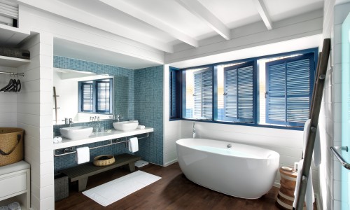 Dhoni Water Villa